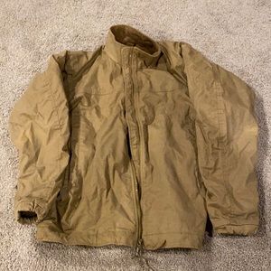 Wild things tactical soft shell jacket in men’s small